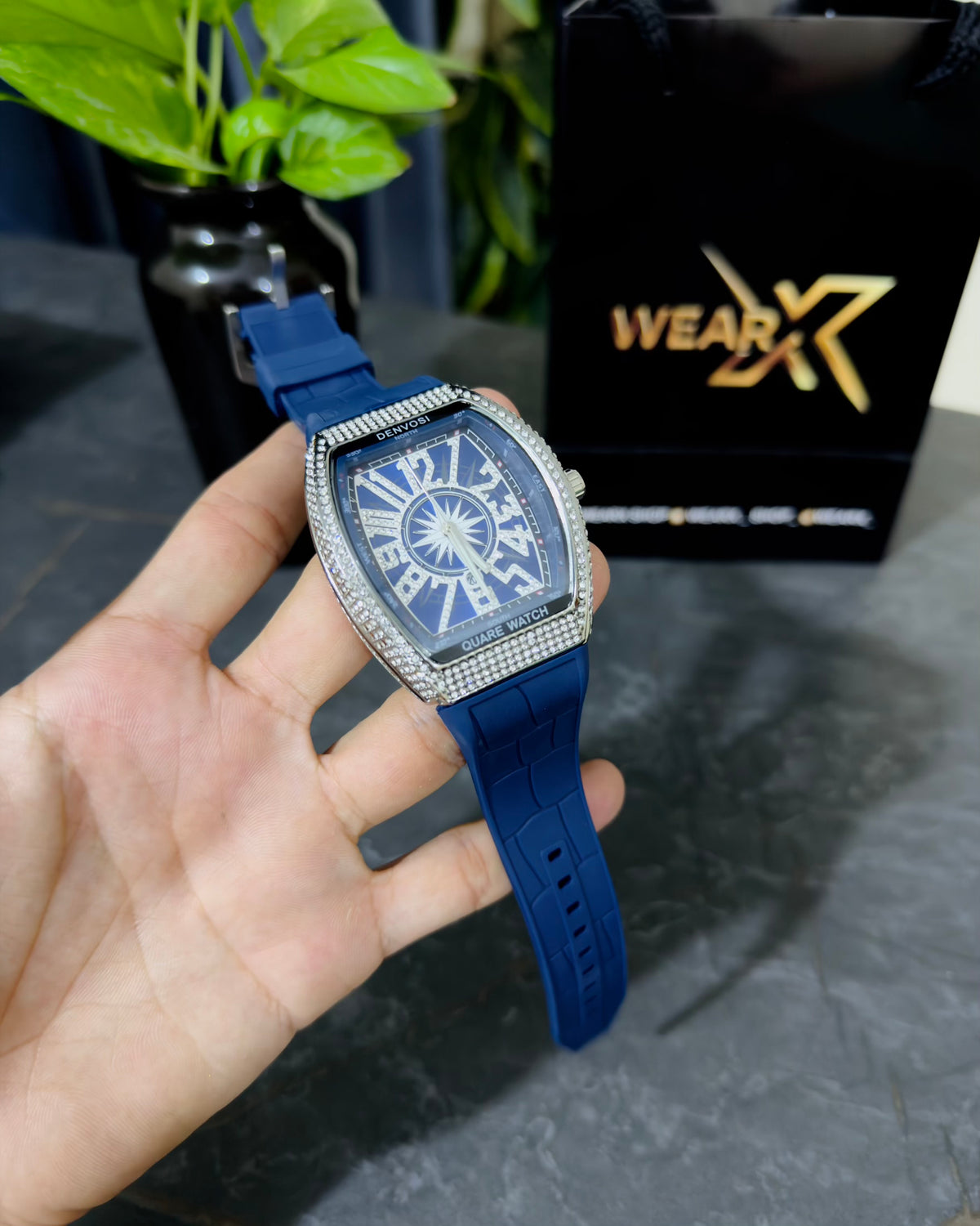 FM Diamond