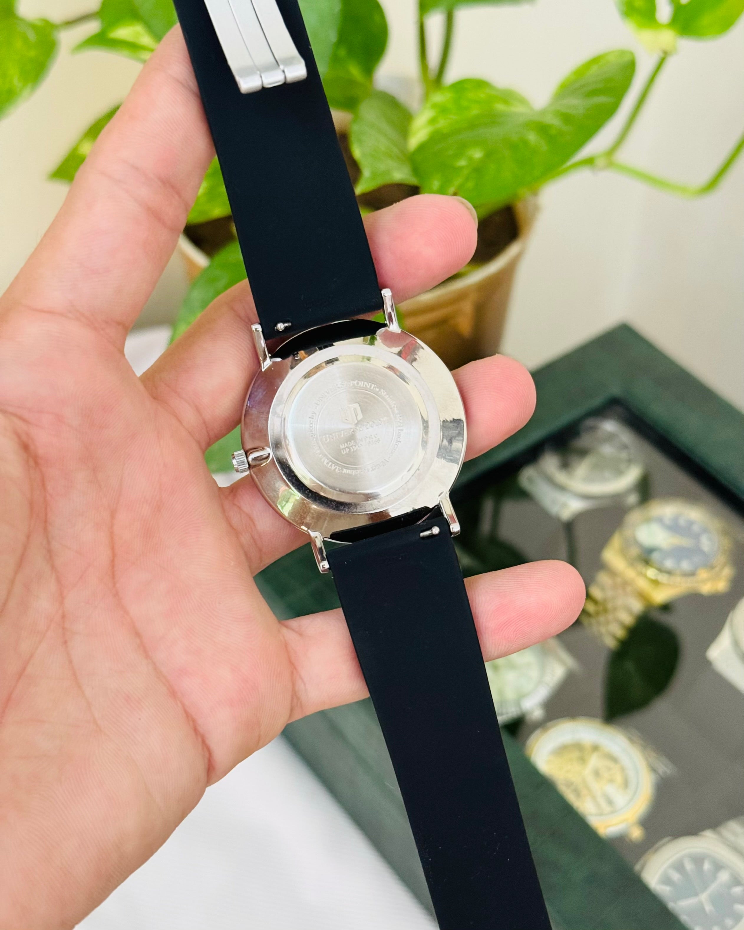 Slim and Rubber Soft Strap Waterproof Watch with magnetic Lock UP-01