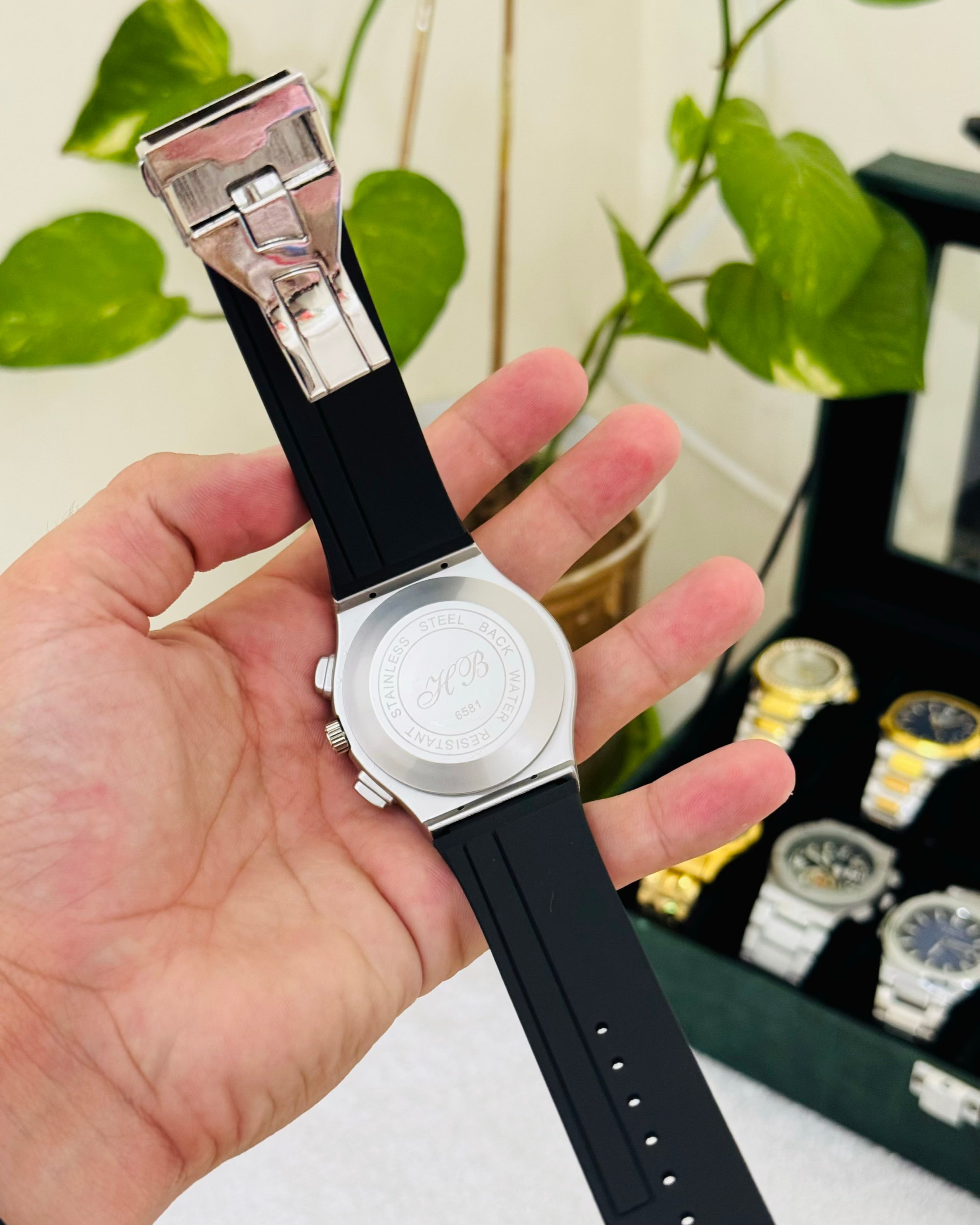 Classic Men’s Watch with Master Lock