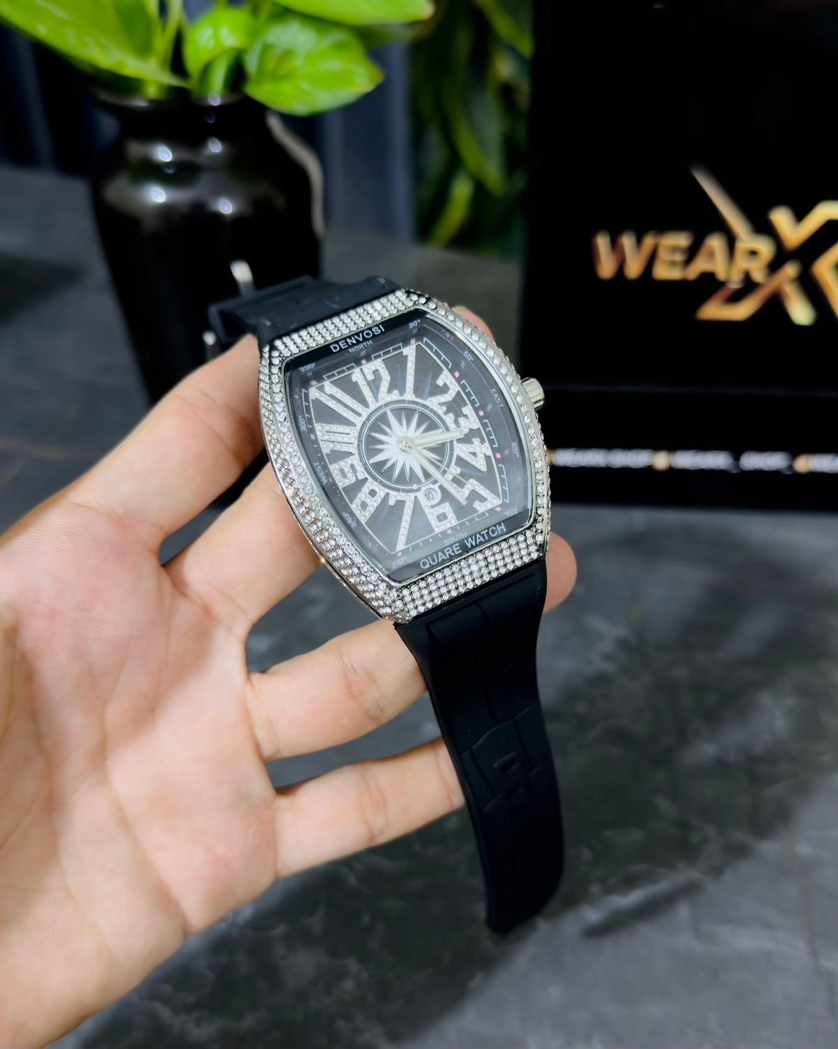 FM Diamond