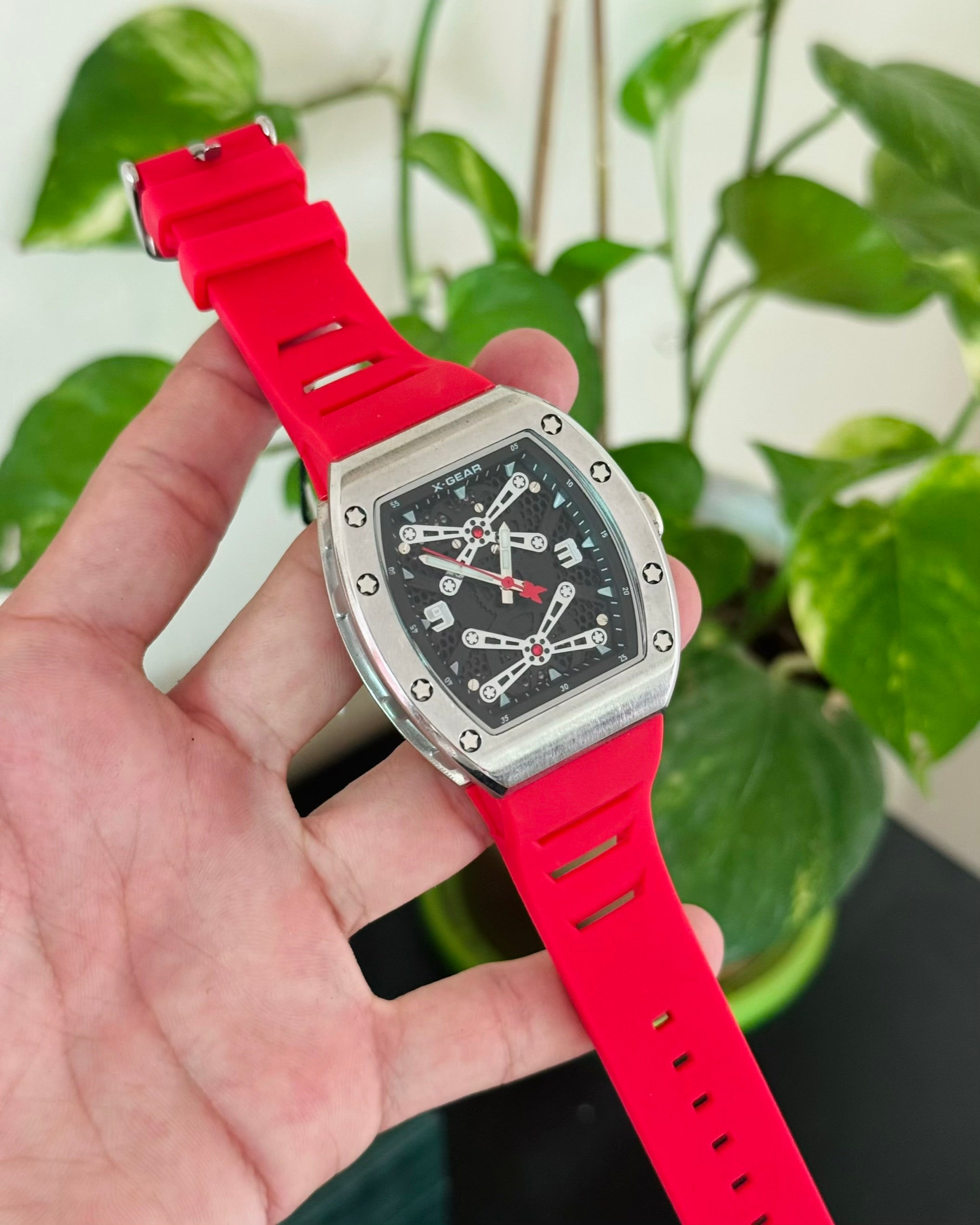 Rubber Red Strap Stainless Steel Dail Watch