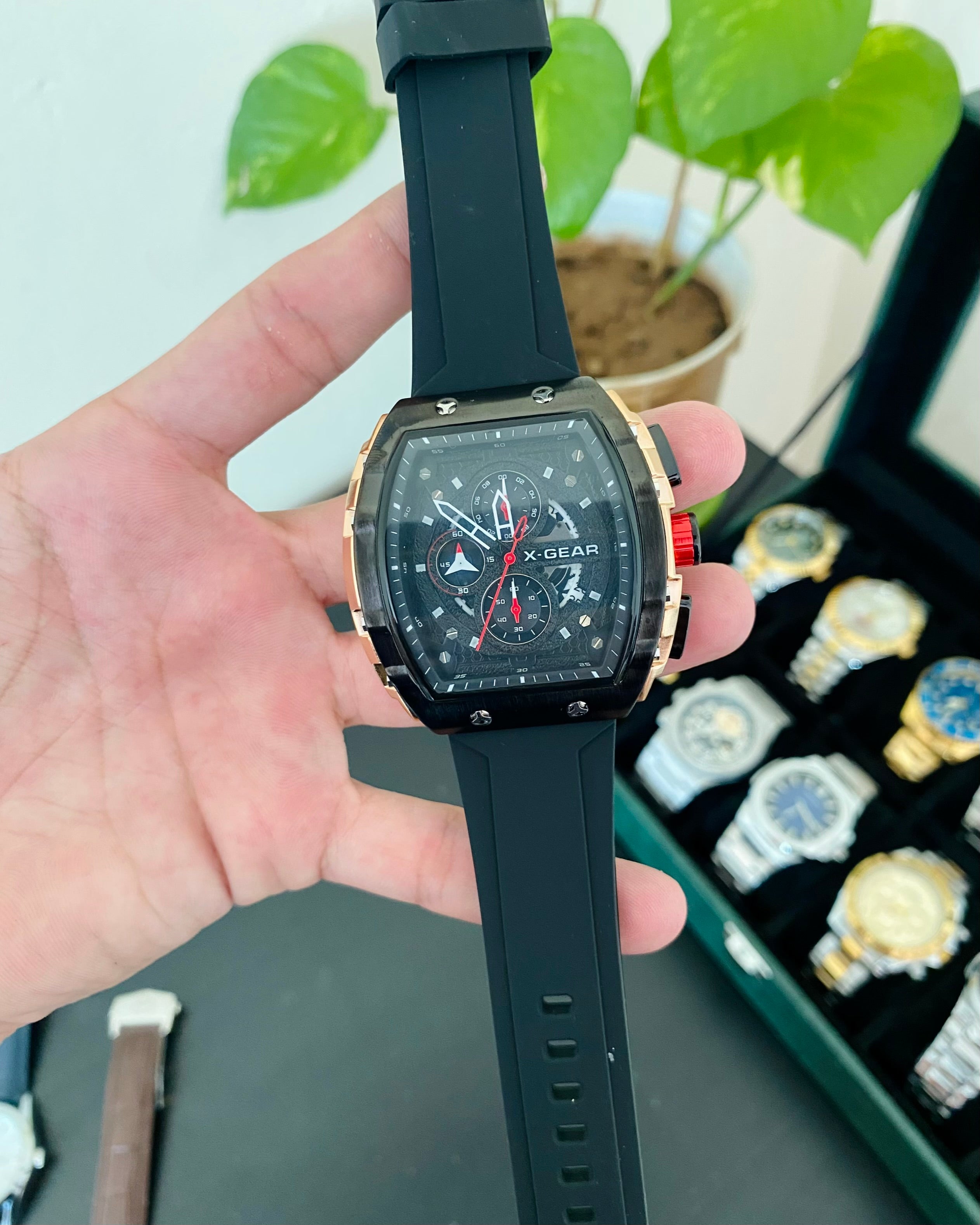 Black Straps Chronograph Working Watch