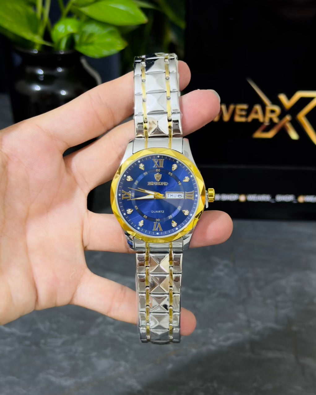 Binbond Day & Date