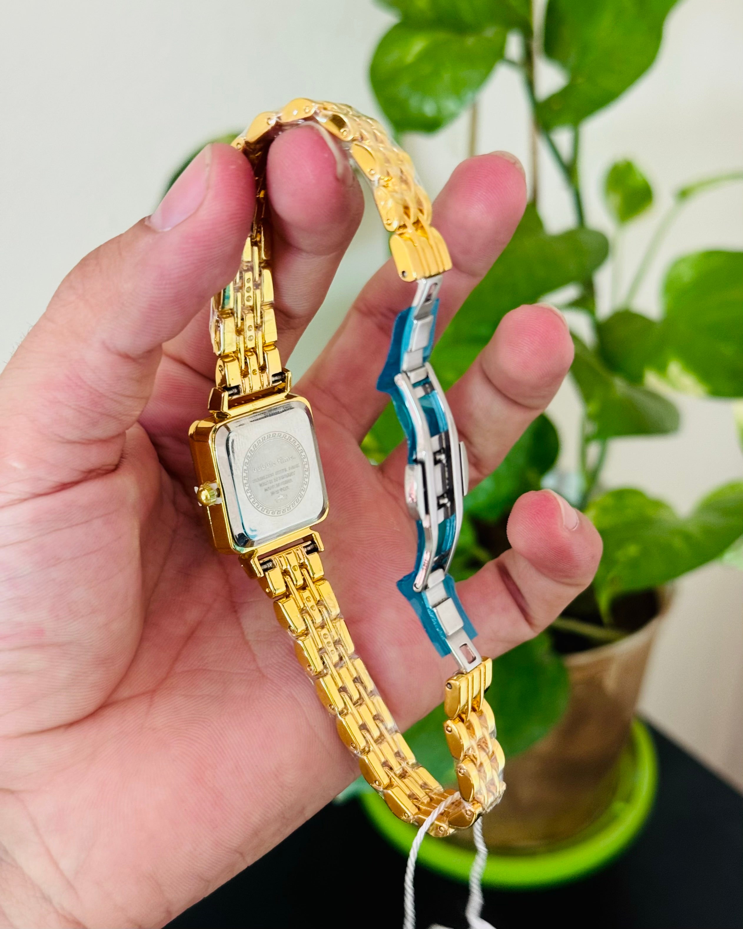 Gold Stainless Steel Straps and Dail for her