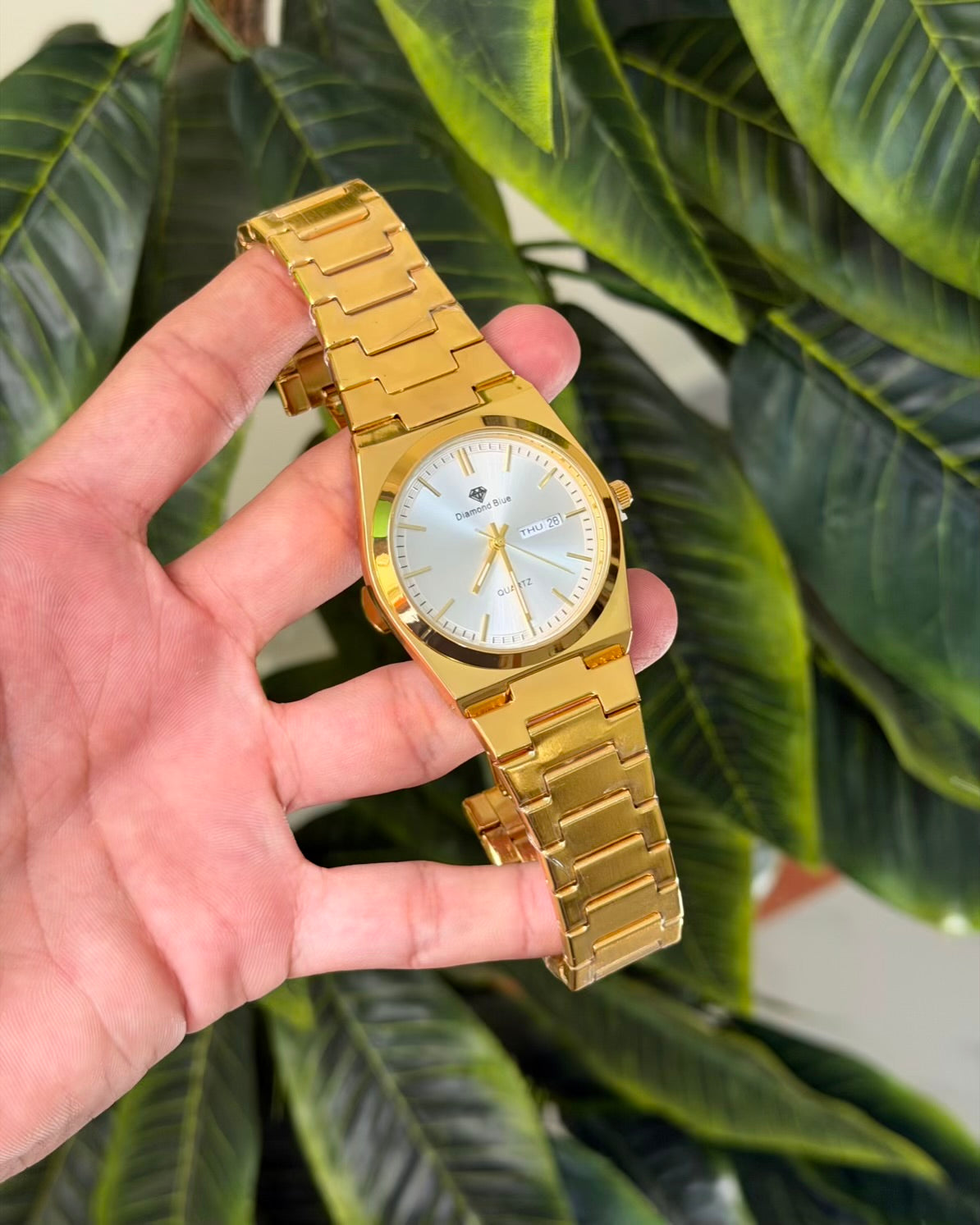 Diamond Day & Date Golden Watch